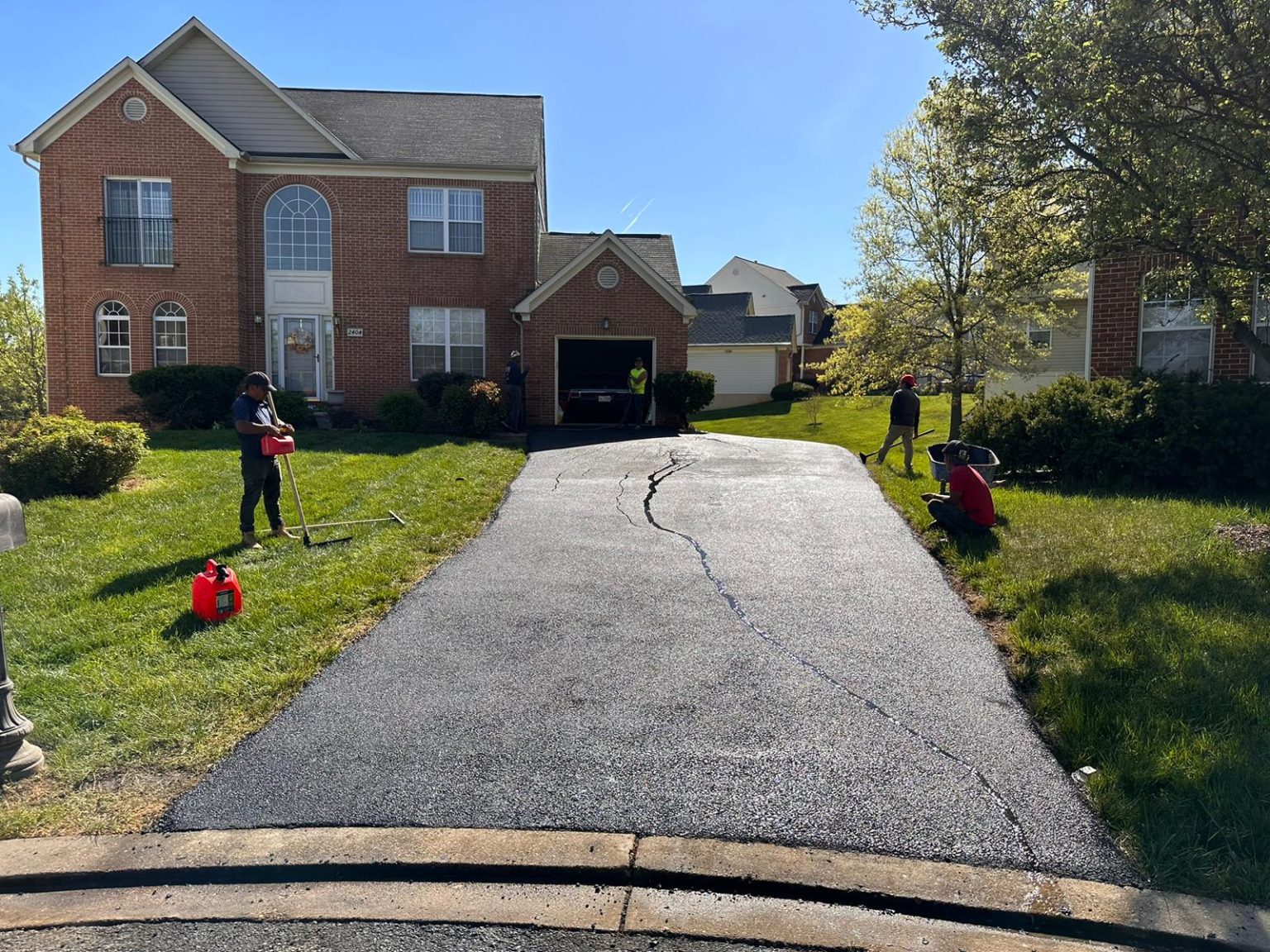 Step by Step Installation Process of an Asphalt Driveway Paving and